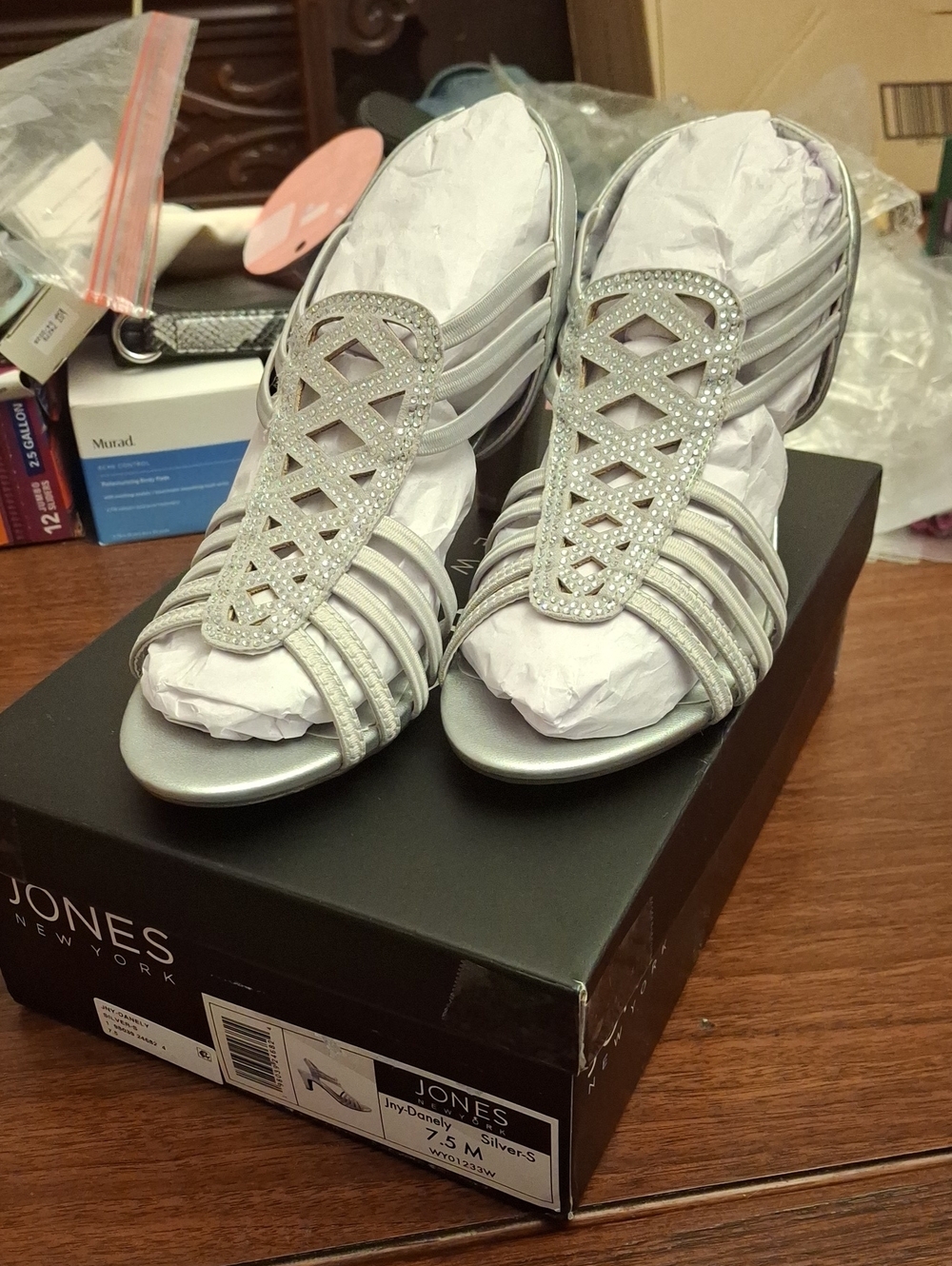 Jones New York Silver Strappy Dress Sandals Crystal Accent 7.5M New